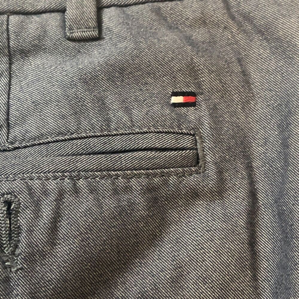 Tommy Hilfiger Mens Chino Pants Gray 40x33 Fit Preppy Minimalist Business Casual - Picture 6 of 11
